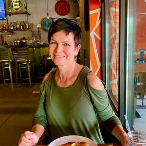 Meet your Posher, Laurianne